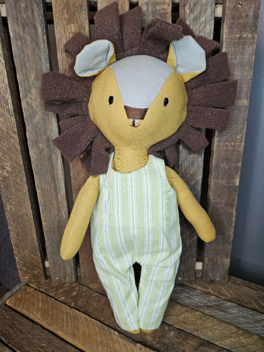 Lion with light green stripe overalls