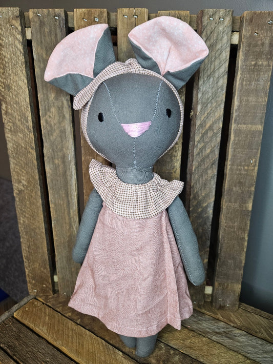Dark gray mouse with dusty rose dress